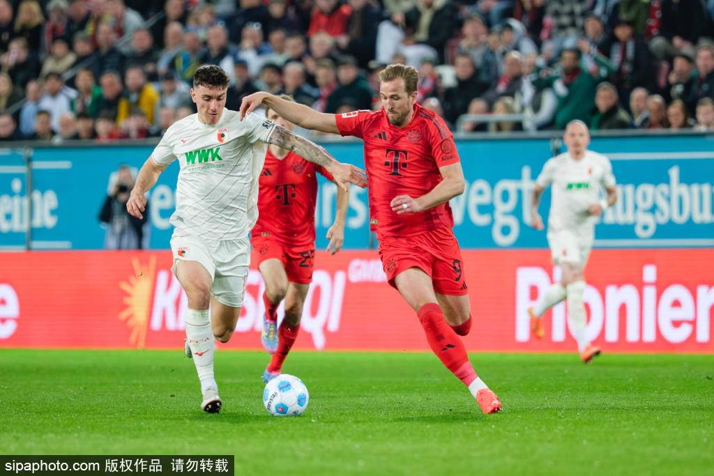 哈里·凯恩：从热刺传奇到拜仁巨星，他的下一步将如何抉择？