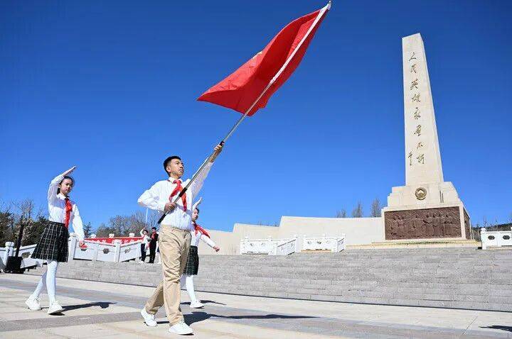镜观·回响丨以文化人 以文育人